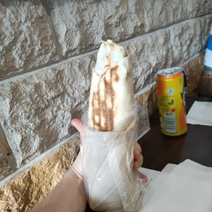 Végétarien Du Chef sandwich at Aux Vieux Cèdres in Paris