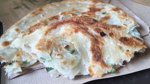 Onions pancake  at Mama Chau's in Santiago