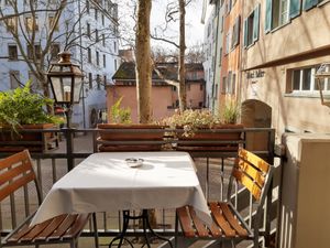 Balcony towards quiet yard at Pulcino in Zurich