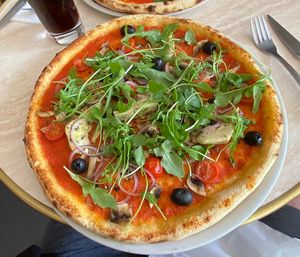 Scrumptious pizza   at Canaletto Caffè in Paris