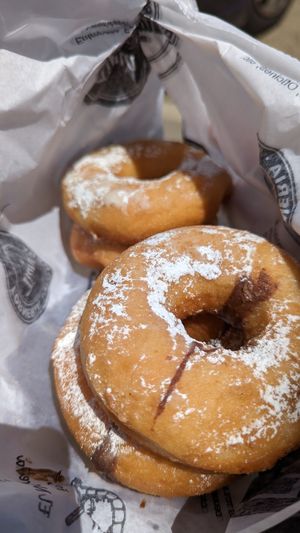 Donuts rellenos de Nutella at The Vegan Corner in Barcelona