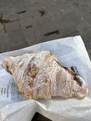 Croissant con chocolate   at The Vegan Corner in Barcelona