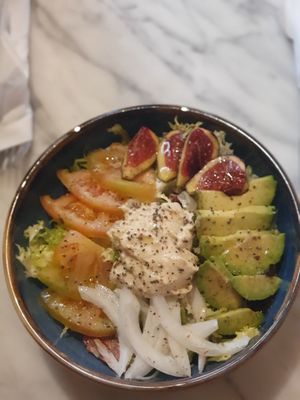 Salad at The Vegan Corner in Barcelona