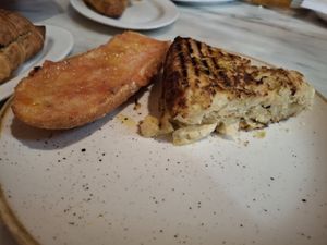 Tortilla with Leek 🔥 at The Vegan Corner in Barcelona