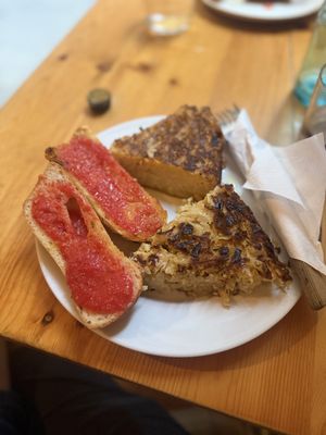 Tortilla de papaya and onionn  at The Vegan Corner in Barcelona