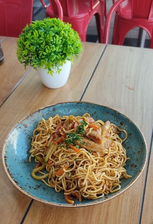 Heura yakisoba at UDON in Getafe