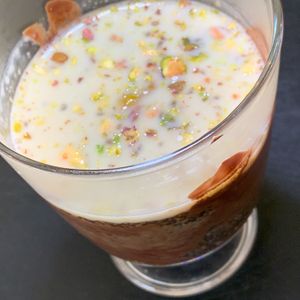 Dubai-Style Pudding: Chia, Pistachios, Sweet Potato, Cardamom at Juice By J in Grand Rapids