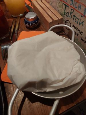 Pita bread at Nish Nush in Cologne