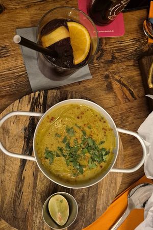 Peas soup at Nish Nush in Cologne