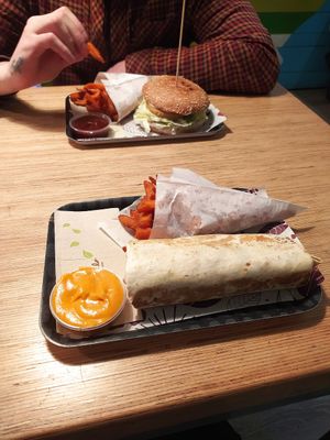  at Las Vegan's - Kazinczy 11 in Budapest