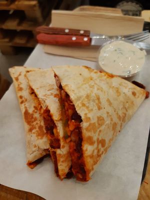 Quesadilla at Las Vegan's - Kazinczy 11 in Budapest