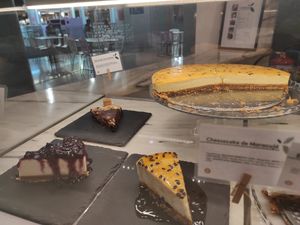 Cakes at DaTerra in Braga