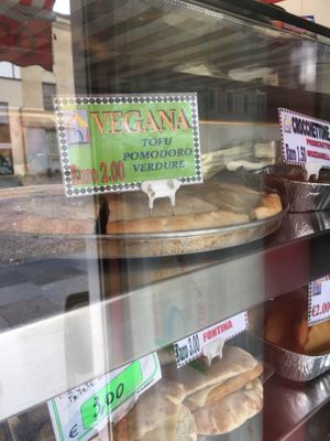 Vegan focaccia at Focacceria Da Francesco in Padua