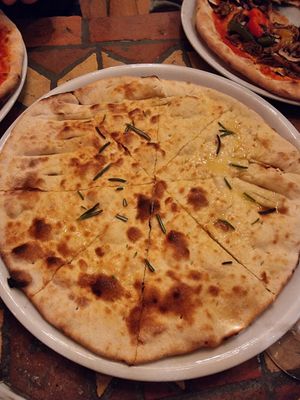 Focaccia at Santa Lucia in Schaffhausen