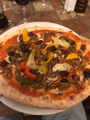 Vegan pizza with veggies and mock meat at Santa Lucia in Schaffhausen