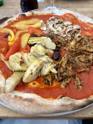Vegane Pizza mit planted  at Santa Lucia in Winterthur