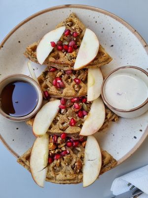 Vegan waffles at Blue Tokai Coffee in Bangalore