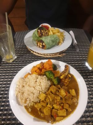 Curry and wrap at The Good Life in Bridgetown