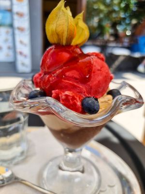 Ice at Zuckero in Vienna