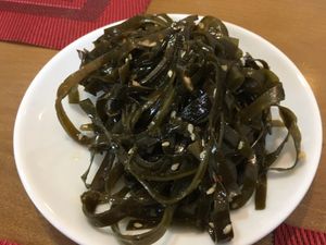 Seaweed salad  at HUI KITCHEN in Santiago De Compostela