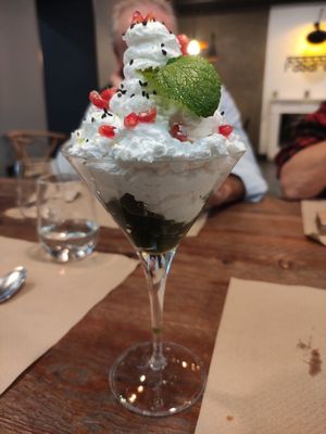 Mouse de coco at Pasapan in Segovia