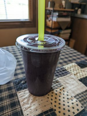 Snickerdoodle smoothie at Fresh Twist in Steubenville