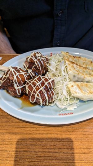 Kara age set with gyoza at Izakaya Masaka in Tokyo