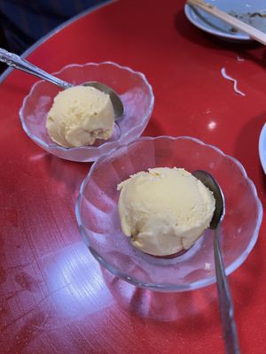 Mango ice cream, single scoopp  at Izakaya Masaka in Tokyo