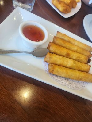 Spring rolls at Sunny Thai in Arlington