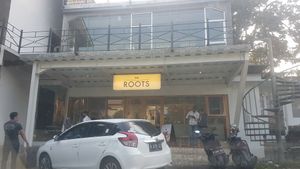 Outside at The Roots Salad Bar in Jakarta