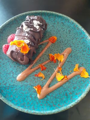 Snickers bar🤩 at Super Be Juicery in Marbella