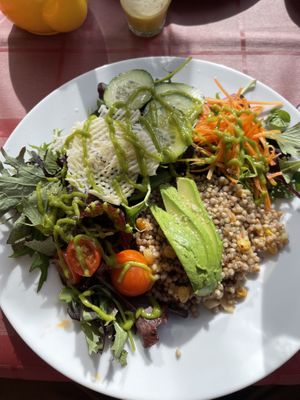 Ensalada con trigo sarraceno  at Tedone in San Sebastian