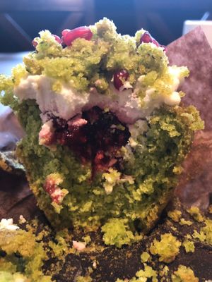 Raspberry muffin at Wat Kam Chu in Gdynia