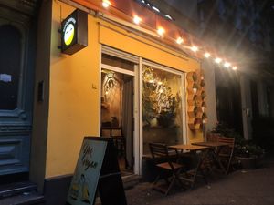 Eingang at Kiiro Burger in Berlin