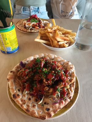Crispy fried oyster mushrooms and veg on an open kebab with ketchup and chilli sauce 😋 at Hafla Hafla in Liverpool