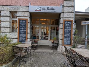 view from the street at Bio-Cafe Kieselstein in Potsdam