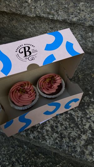 Chocolate Strawberry Cupycakes  at Bakery Bakery - Breitenrain in Bern