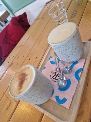 Curcuma Latte & Matcha Latte at Bakery Bakery - Breitenrain in Bern