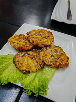 Onion pakora at Sher E Punjab in Banos De Agua Santa