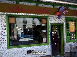 Exterior by day at Viva la Vida in Madrid