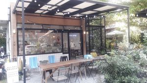 Front at PM Café in Bangkok