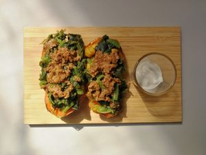 Sweet potato, chickpeas & spinach at Seeds & Sunshine in Bangkok