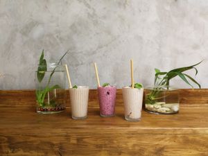 Coconut milk Smoothies!
1. Santan Pudding - banana, cinnamon, cacao
2. Santan Berry Good - ginger, mixed berries
3. Santan Go - mango, strawberry, mint at Seeds & Sunshine in Bangkok