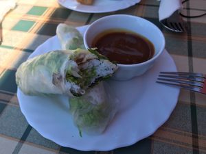 Sommerrollen mit Tofu und Erdnusssoße - sehr lecker  at Pho 57 in Rostock