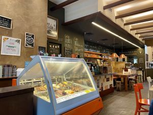 The space  at Vero Gelato Pizza e Café in Rio De Janeiro