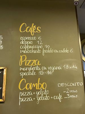 Vegan pizza  at Vero Gelato Pizza e Café in Rio De Janeiro
