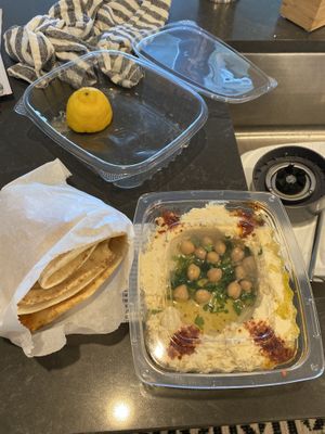 Fresh hummus and pita at Vegiterranean Kitchen in Moorpark