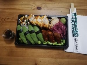 Vegan sushi, take away 11 pieces at Shinto in Alvsjo