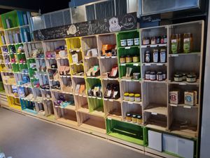 Shop at Loove by Vegana in Bratislava