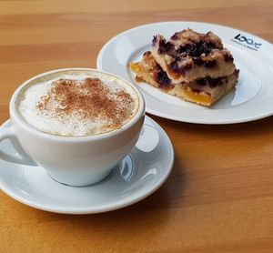 Kávička s bublaninou at Loove by Vegana in Bratislava